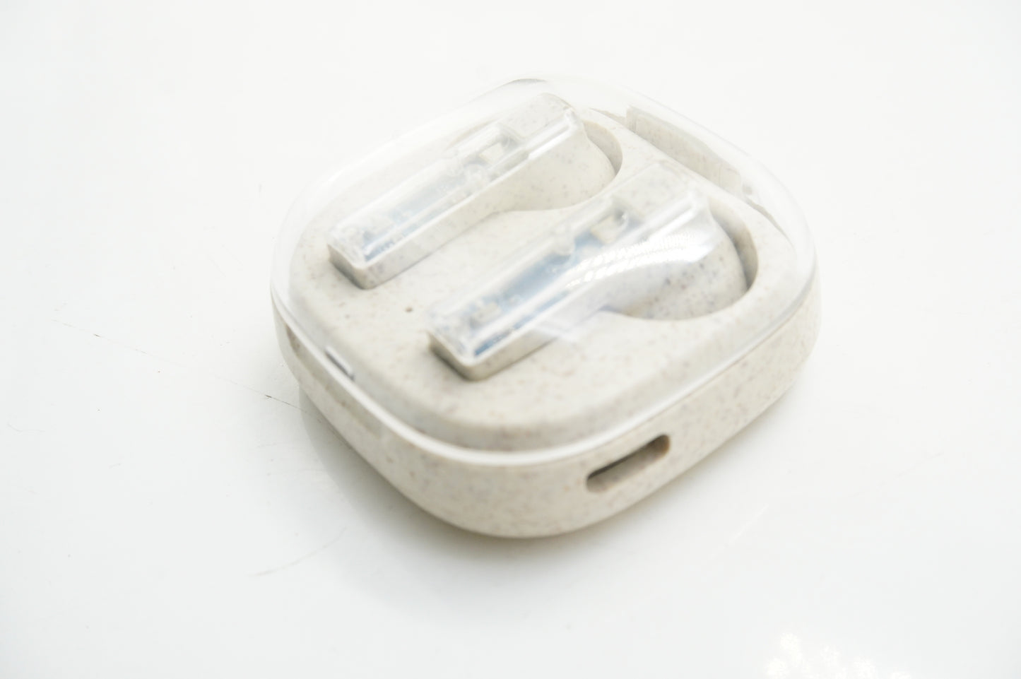 Edsonsoon EcoBuds – Lightweight Wheat Straw Wireless Earbuds with Bluetooth 5.3 & Charging Case